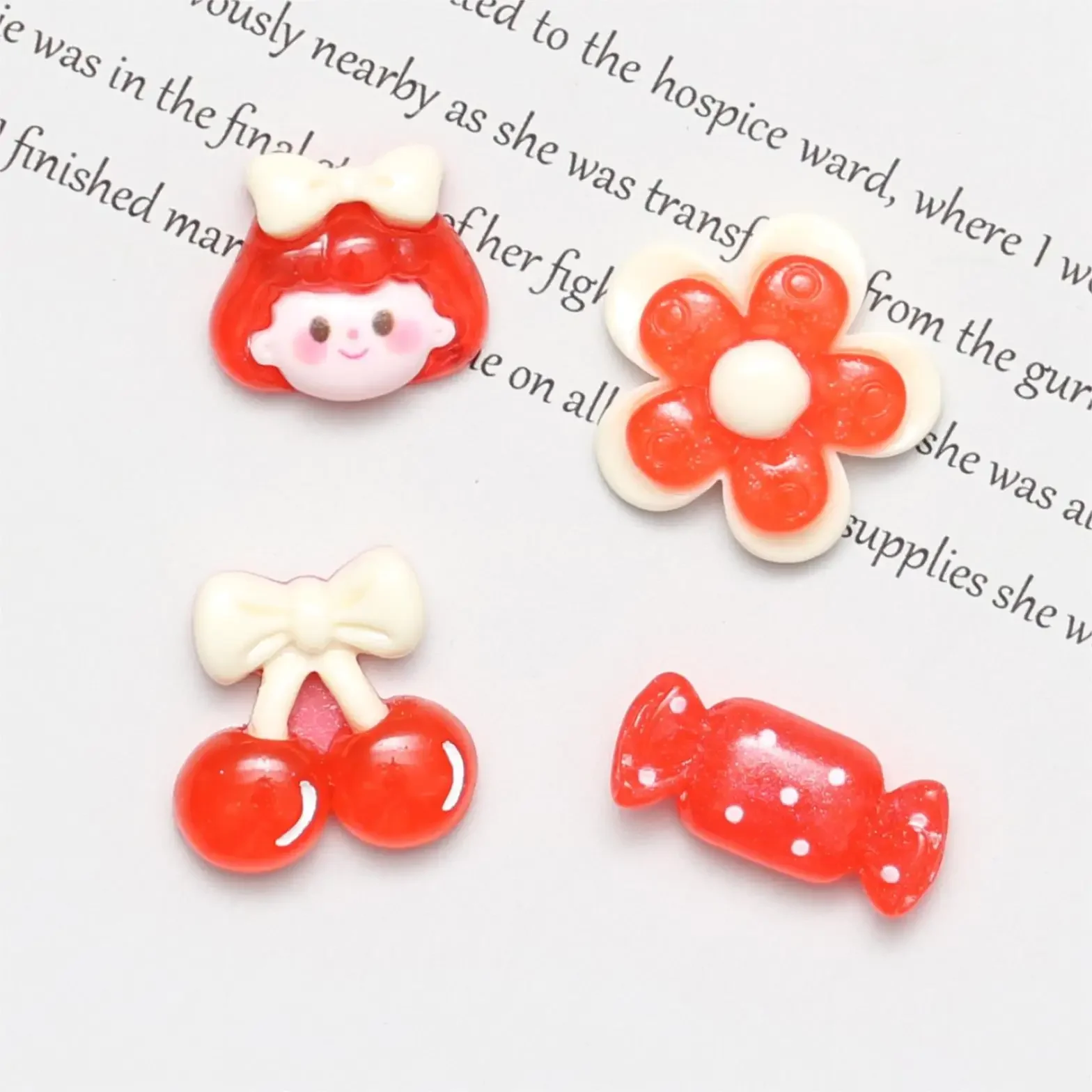 5 шт. miniso оптовая продажа новогодних праздничных красных искусств, мультяшная Смола ручной работы
5 шт. miniso оптовая продажа новогодних праздничных красных искусств, мультяшная Смола ручной работы