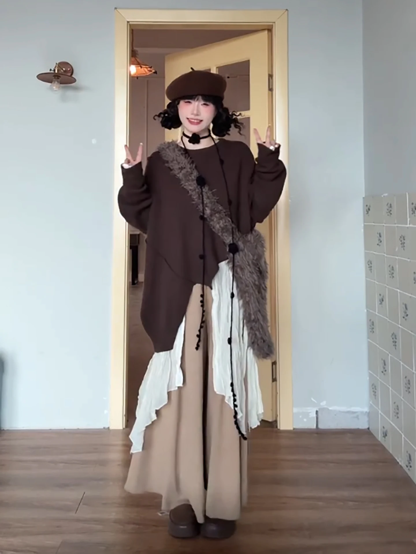 Travel Leisure Women's Three-Piece Set Autumn Winter Coffee Color Sweater Shirt Wide Leg Pants Fashionable Casual Outfit
Travel Leisure Women's Three-Piece Set Autumn Winter Coffee Color Sweater Shirt Wide Leg Pants Fashionable Casual Outfit