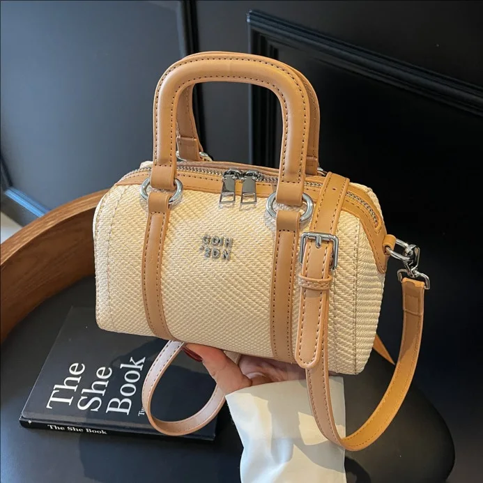 New Handbag Fashion Boston Bag High-end Versatile Bowling Bag Stitched Shoulder Casual Crossbody Bag For Women Designer
New Handbag Fashion Boston Bag High-end Versatile Bowling Bag Stitched Shoulder Casual Crossbody Bag For Women Designer
