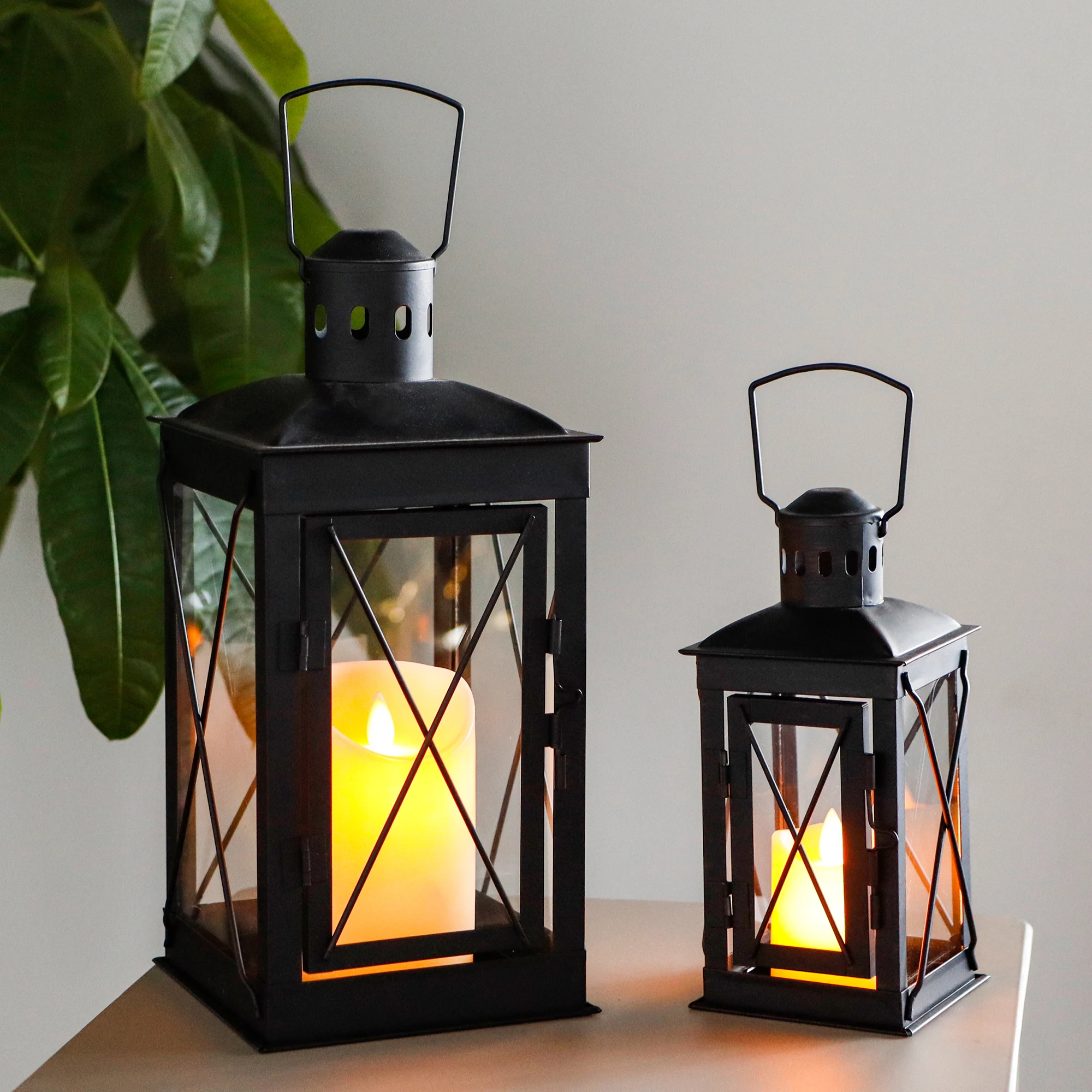 Outdoor Candle Lantern Set Vintage Decorative Lantern Hanging Lantern for Indoor Garden Porch Without Candles
Outdoor Candle Lantern Set Vintage Decorative Lantern Hanging Lantern for Indoor Garden Porch Without Candles