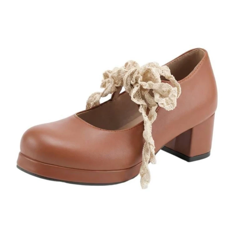 Big size women's pumps and heels Thick Heel womens shoes with design Square toes Fashion trend simple and elegant
Big size women's pumps and heels Thick Heel womens shoes with design Square toes Fashion trend simple and elegant