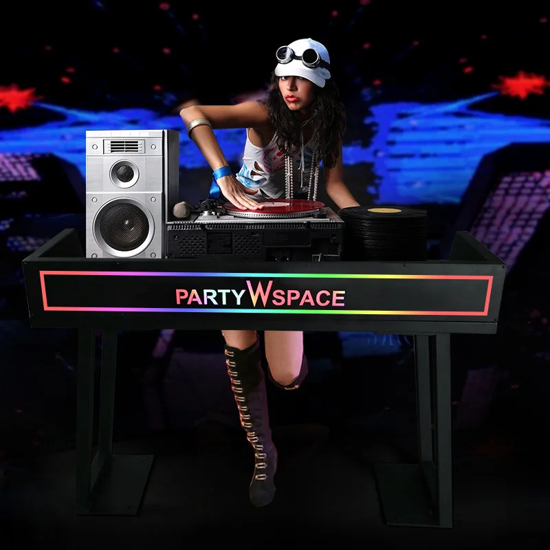 Bar luminous DJ table KTV party room nightclub hall led removable wrought iron PARTYK DJing table
Bar luminous DJ table KTV party room nightclub hall led removable wrought iron PARTYK DJing table
