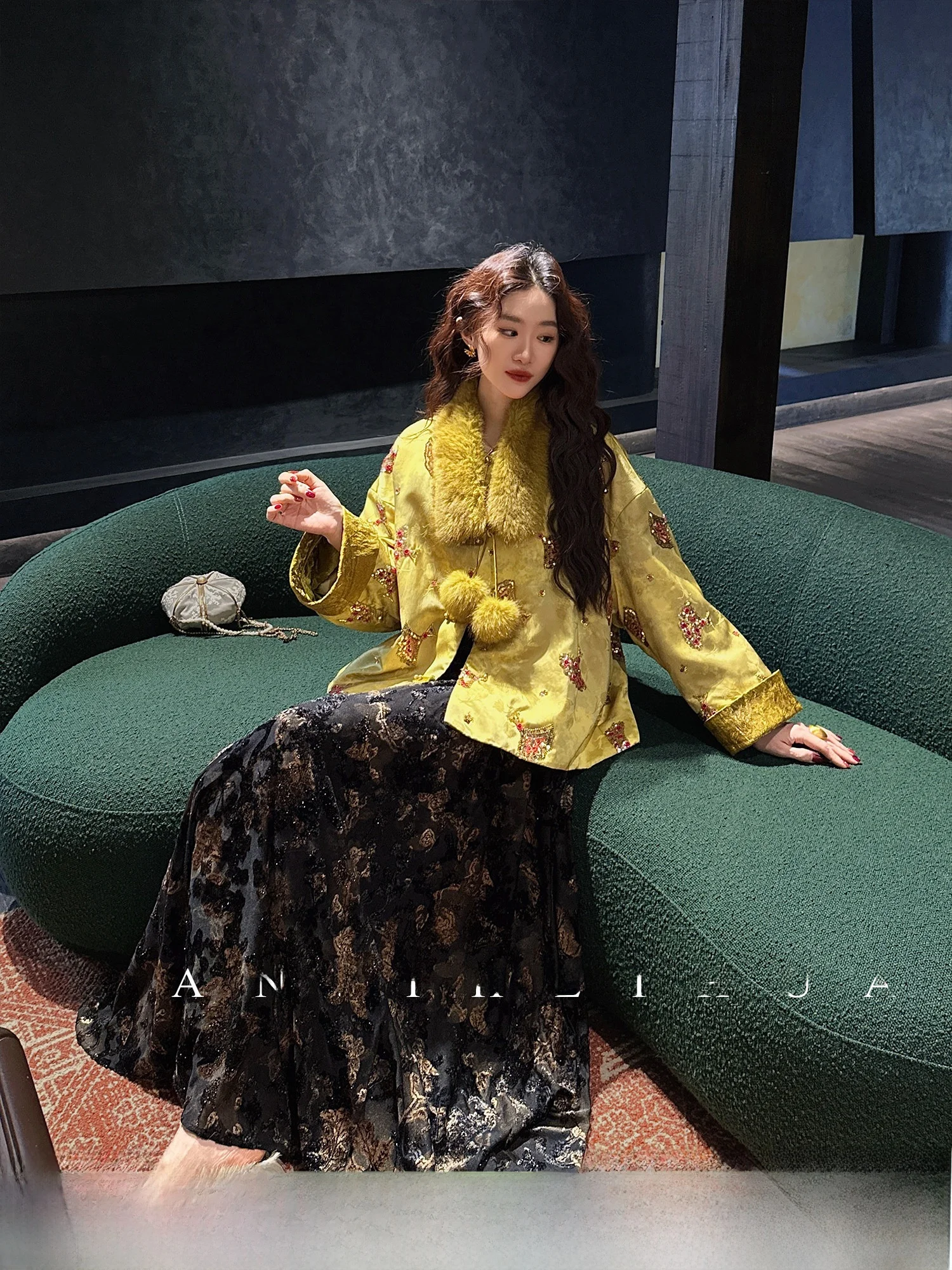 Shanji Black Flower New Chinese Style Shiny Velvet Winter Half-length Skirt Women's A-line Maxi Skirt Very Attractive
Shanji Black Flower New Chinese Style Shiny Velvet Winter Half-length Skirt Women's A-line Maxi Skirt Very Attractive