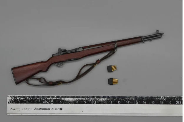 UD9040 1/6 Scale Soldier M1 Garand Model for12'' United States Marine Corps in Okinawa
UD9040 1/6 Scale Soldier M1 Garand Model for12'' United States Marine Corps in Okinawa