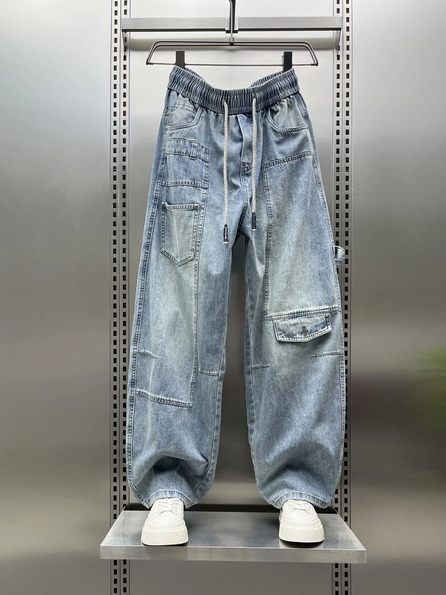 American Retro Light Blue Men's Jeans Spring Loose Casual Workwear Wide Leg Knife Pants Straight Casual Long Trousers
American Retro Light Blue Men's Jeans Spring Loose Casual Workwear Wide Leg Knife Pants Straight Casual Long Trousers