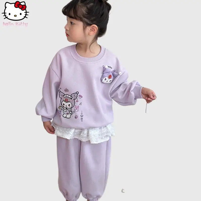 Спортивный комплект для девочек в стиле аниме Hello Kitty Kuromi, милые брюки с длинными рукавами, весенне-осенняя новая модная хлопковая одежда, милая и мягкая одежда
Спортивный комплект для девочек в стиле аниме Hello Kitty Kuromi, милые брюки с длинными рукавами, весенне-осенняя новая модная хлопковая одежда, милая и мягкая одежда
