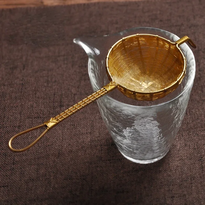 Traditional Hand-Woven Brass Tea Strainer Pure Copper Woven Funnel Tea Filter Mesh Gold Mesh Coffee Filter Screen
Traditional Hand-Woven Brass Tea Strainer Pure Copper Woven Funnel Tea Filter Mesh Gold Mesh Coffee Filter Screen