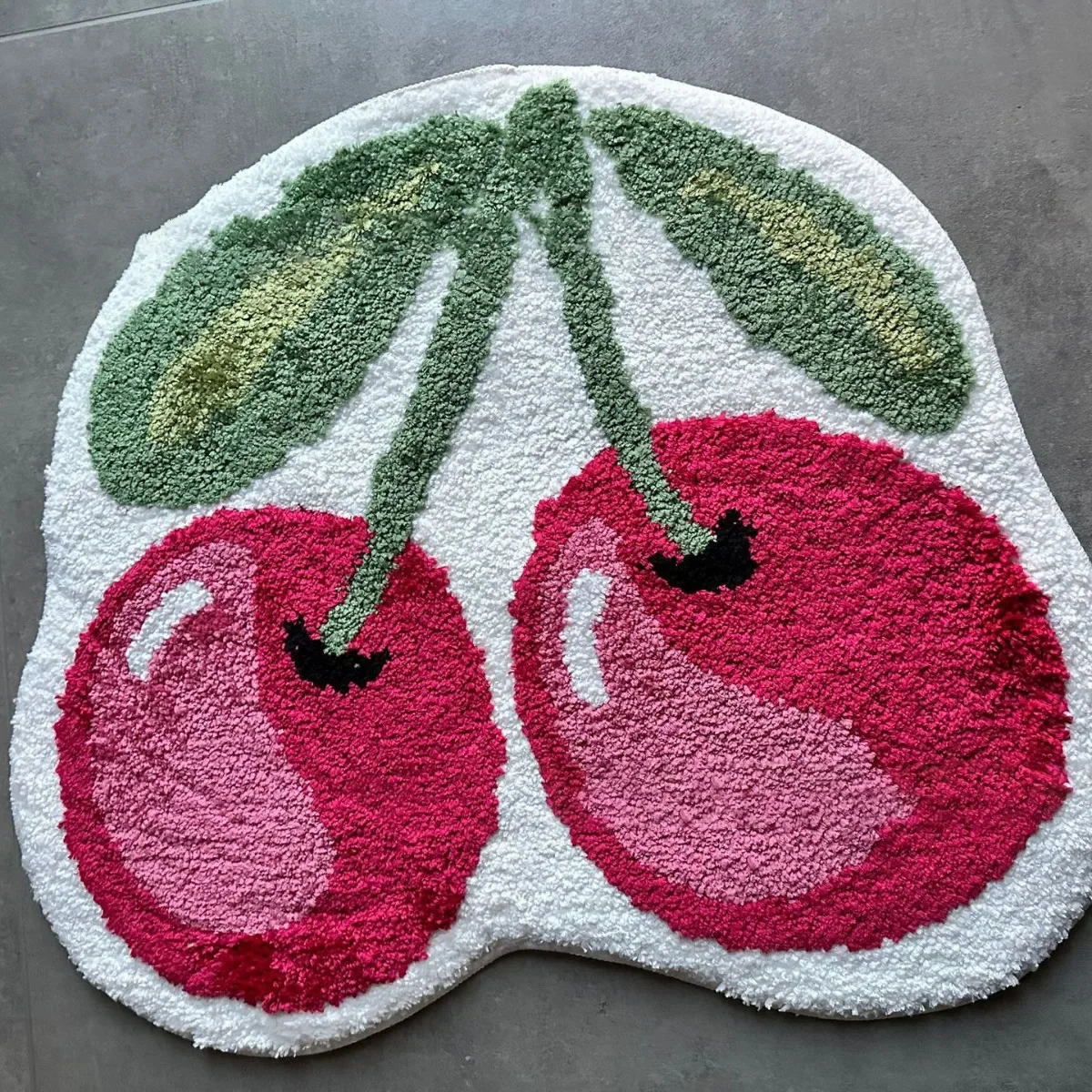Cherry Papaya Shape Bath Mat, Thickened Flocking Bathroom Rug, Home Decoration Doormat Absorbent and Non-slip Carpet
Cherry Papaya Shape Bath Mat, Thickened Flocking Bathroom Rug, Home Decoration Doormat Absorbent and Non-slip Carpet