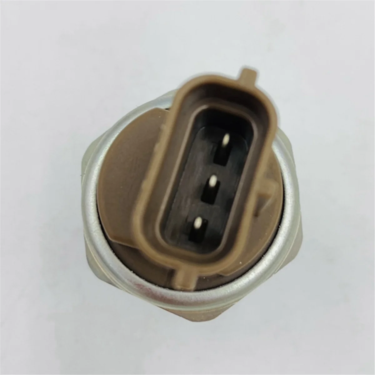 499000 -6400 4990006400 Автомобильный датчик давления топлива Common Rail для 3-контактной вилки — L49A
499000 -6400 4990006400 Автомобильный датчик давления топлива Common Rail для 3-контактной вилки — L49A