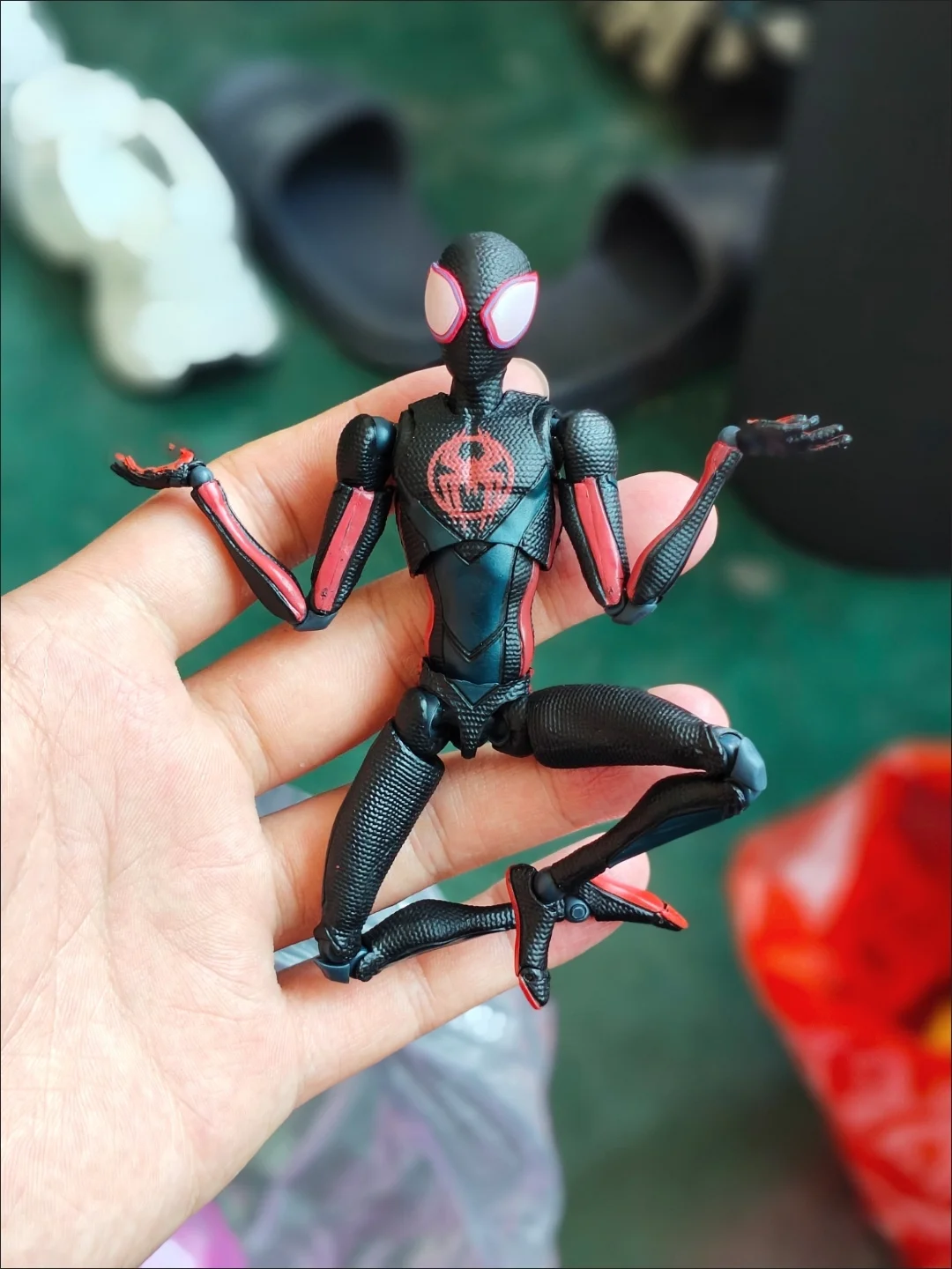 Spider Man Miles Parallel Universe 2 Full Joint Mobile Handheld Toy Office Desktop Ornament High End Gift Marvel Hero Character
Spider Man Miles Parallel Universe 2 Full Joint Mobile Handheld Toy Office Desktop Ornament High End Gift Marvel Hero Character