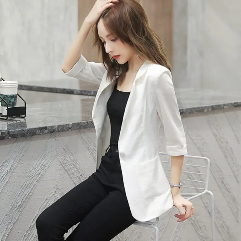Fashionable Slim Fit Women's Jacket 2023 Spring Summer New Artistic Retro Seven Sleeve Casual Versatile Commute Style
Fashionable Slim Fit Women's Jacket 2023 Spring Summer New Artistic Retro Seven Sleeve Casual Versatile Commute Style