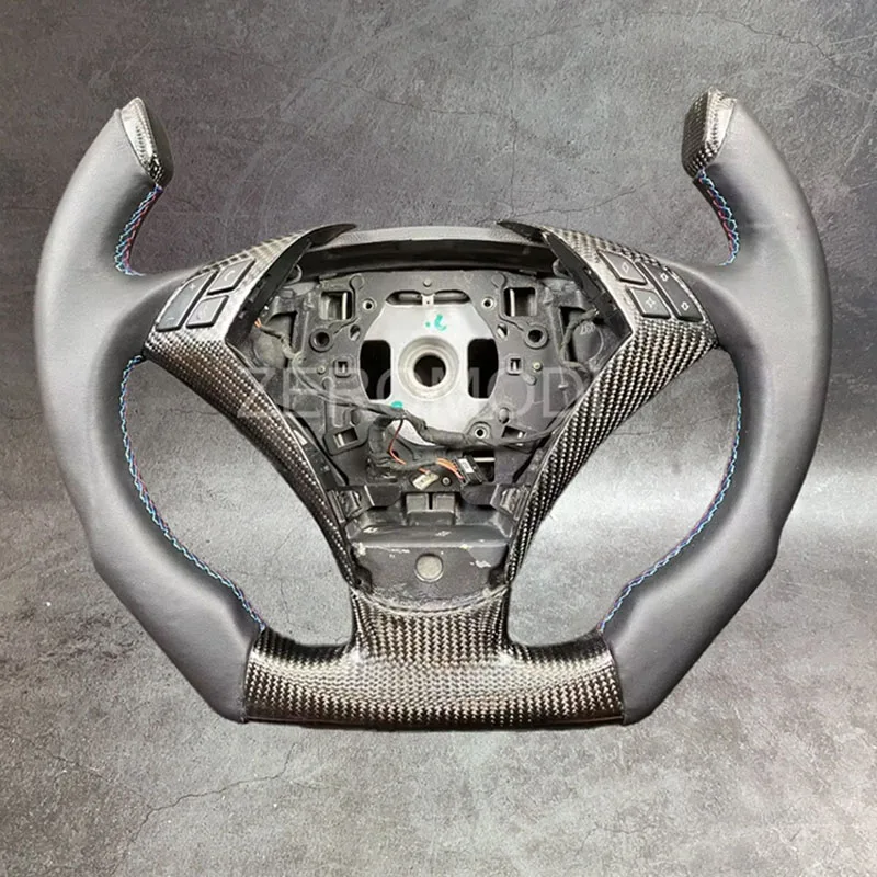 Carbon Fiber Steering Wheel Customized For BMW E60 E61 5 Series 530 523 525 520 535 545 I D 528 Xdrive 2008 2009
Carbon Fiber Steering Wheel Customized For BMW E60 E61 5 Series 530 523 525 520 535 545 I D 528 Xdrive 2008 2009