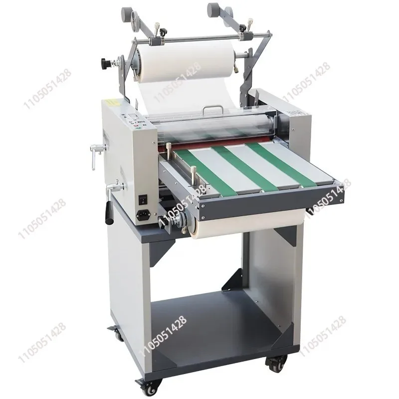 Film laminating machine, fully automatic single and double-sided anti curling belt feeding adhesive peritoneal machine
Film laminating machine, fully automatic single and double-sided anti curling belt feeding adhesive peritoneal machine