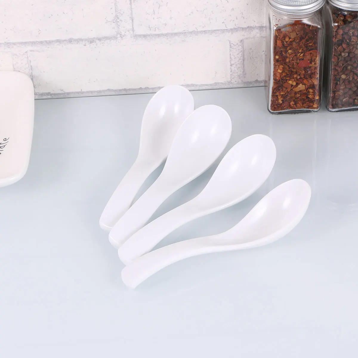 12PCS Durable Melamine Soup Spoon Unbreakable Tableware Elegant Kitchen Spoon Restaurant Dining
12PCS Durable Melamine Soup Spoon Unbreakable Tableware Elegant Kitchen Spoon Restaurant Dining