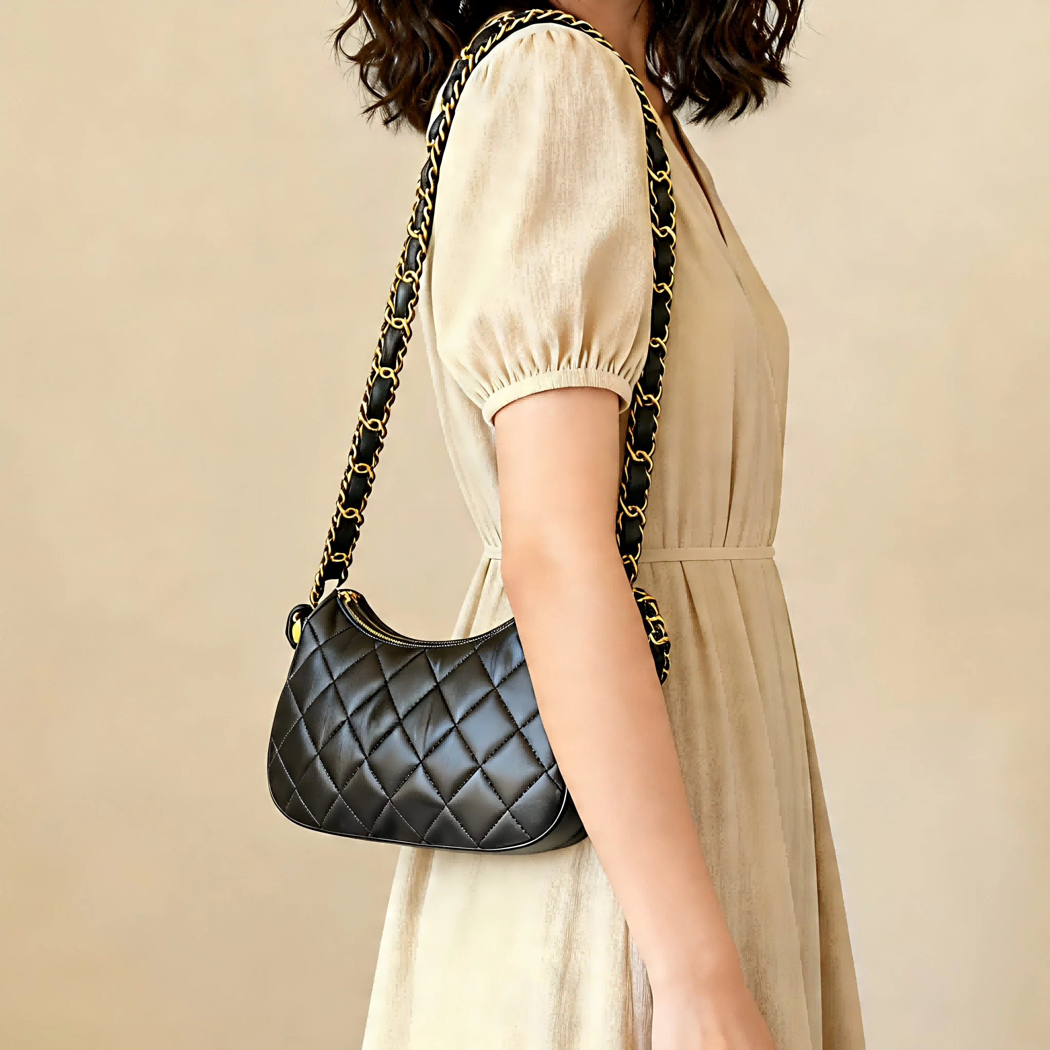 Ladies Designer Genuine Leather Handbag Diamond Grid Chain Strap Casual Daily Crossbody Bag
Ladies Designer Genuine Leather Handbag Diamond Grid Chain Strap Casual Daily Crossbody Bag