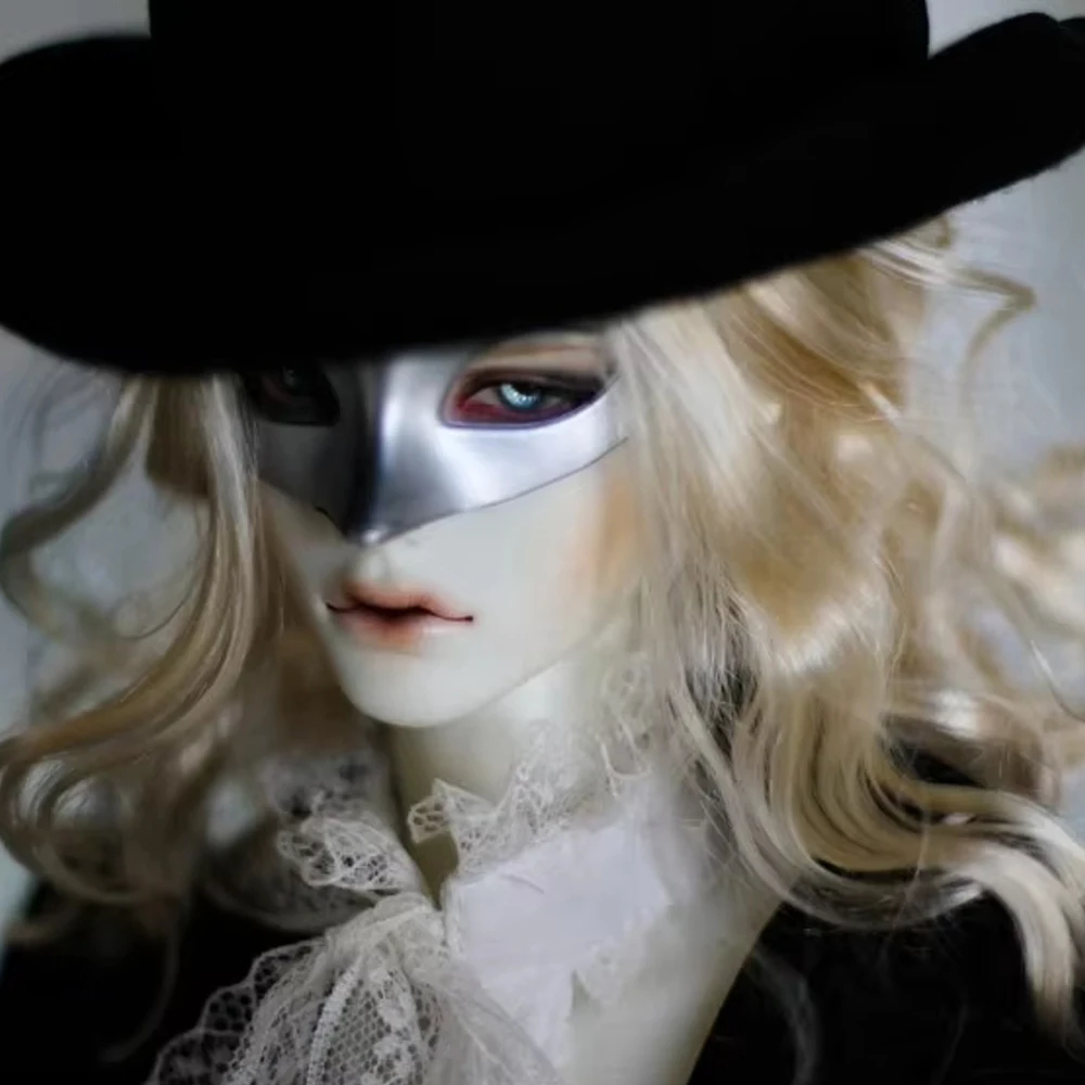M0354 children handmade toy 1/6 1/3 1/4 uncle Doll BJD/SD doll clothes props Accessories black gold black party mask 1pcs
M0354 children handmade toy 1/6 1/3 1/4 uncle Doll BJD/SD doll clothes props Accessories black gold black party mask 1pcs