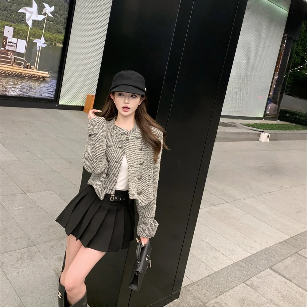 Модная двубортная шерстяная куртка высокого качества с хлопковой подкладкой Spice Girl, женские пальто высокого качества в рыцарском стиле
Модная двубортная шерстяная куртка высокого качества с хлопковой подкладкой Spice Girl, женские пальто высокого качества в рыцарском стиле