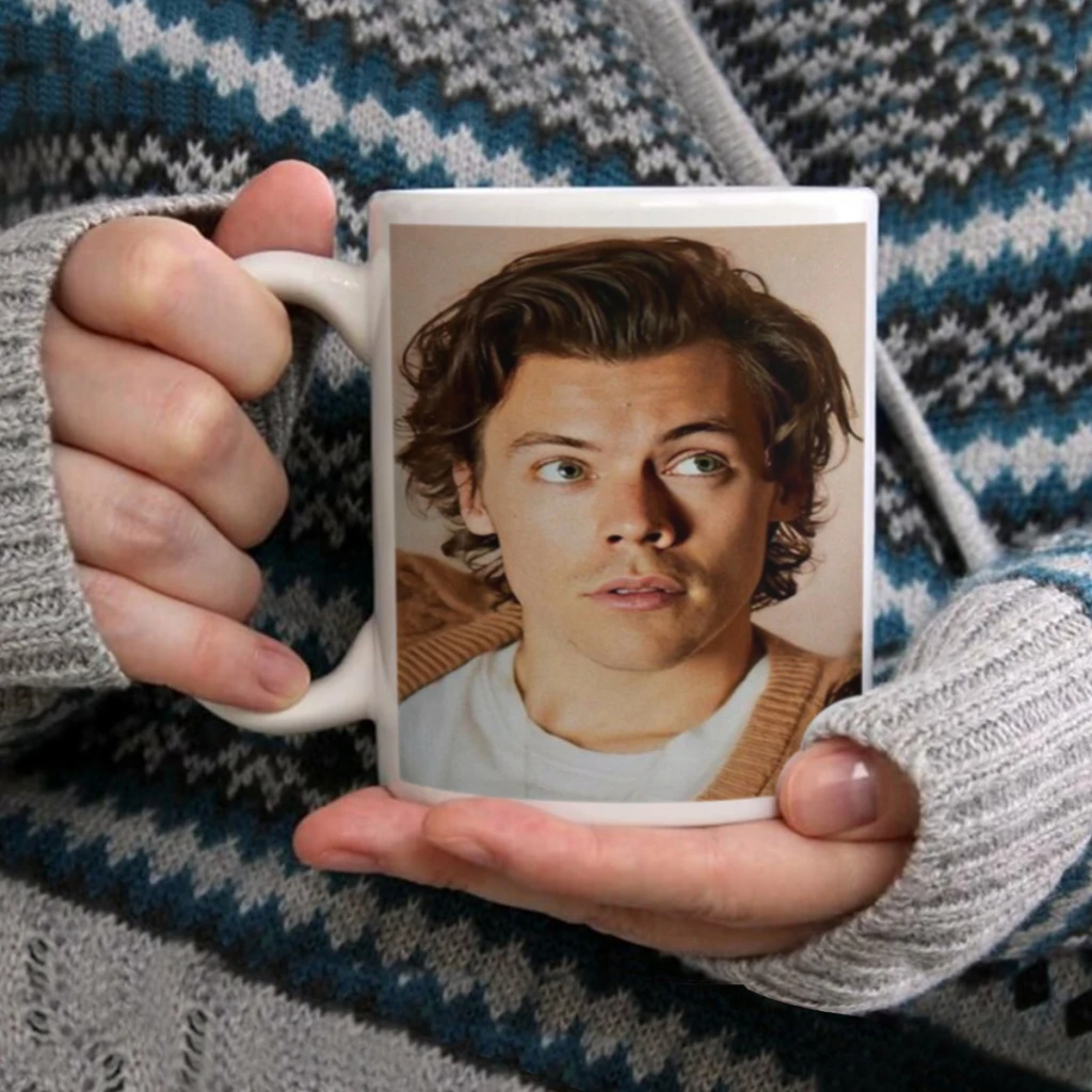 Singer H-Harrys S-Styles 11oz Afternoon Tea Mug Multifunctional Ceramic Coffee Mug Porcelain Coffee Cup Drinking Cup
Singer H-Harrys S-Styles 11oz Afternoon Tea Mug Multifunctional Ceramic Coffee Mug Porcelain Coffee Cup Drinking Cup