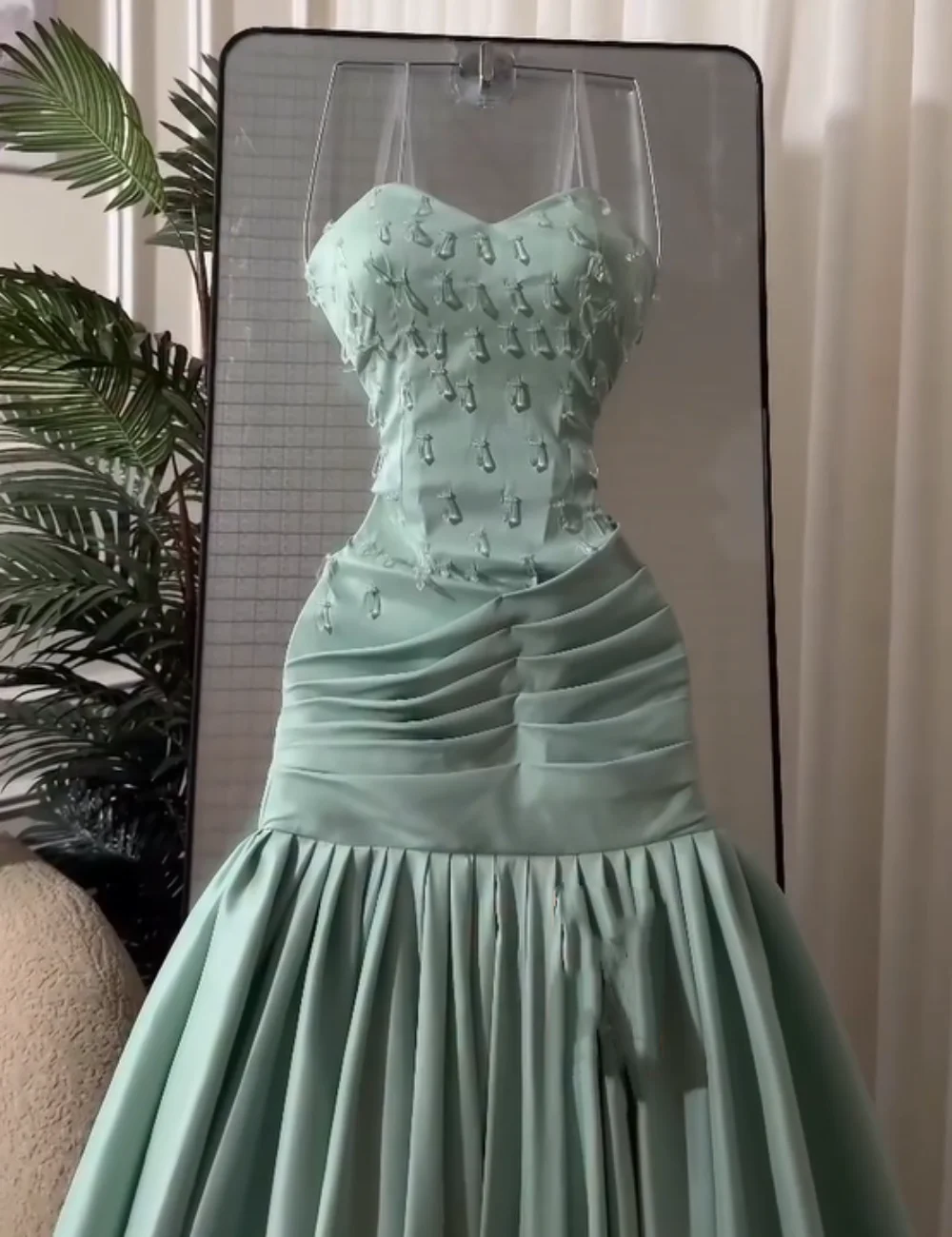 Customized Formal Charmeuse Pleat Sequined Pattern Mermaid Sweetheart Long Bespoke Occasion Party Dresses Sexy
Customized Formal Charmeuse Pleat Sequined Pattern Mermaid Sweetheart Long Bespoke Occasion Party Dresses Sexy