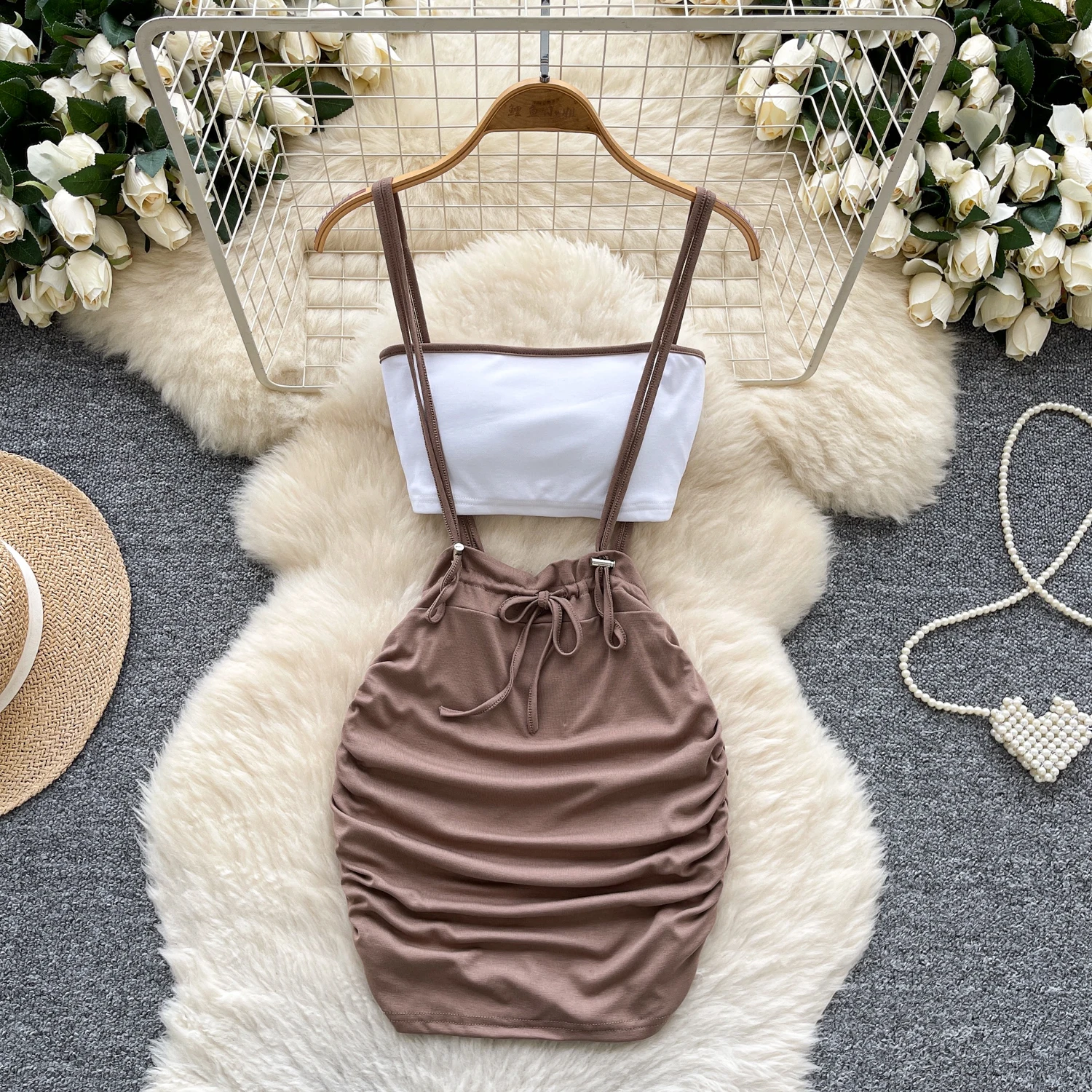 Elegant pleated Draw String Dress Korean Fashion Party Vestidos Chic Summer Sexy Tight Women Hip Wrap Dress
Elegant pleated Draw String Dress Korean Fashion Party Vestidos Chic Summer Sexy Tight Women Hip Wrap Dress