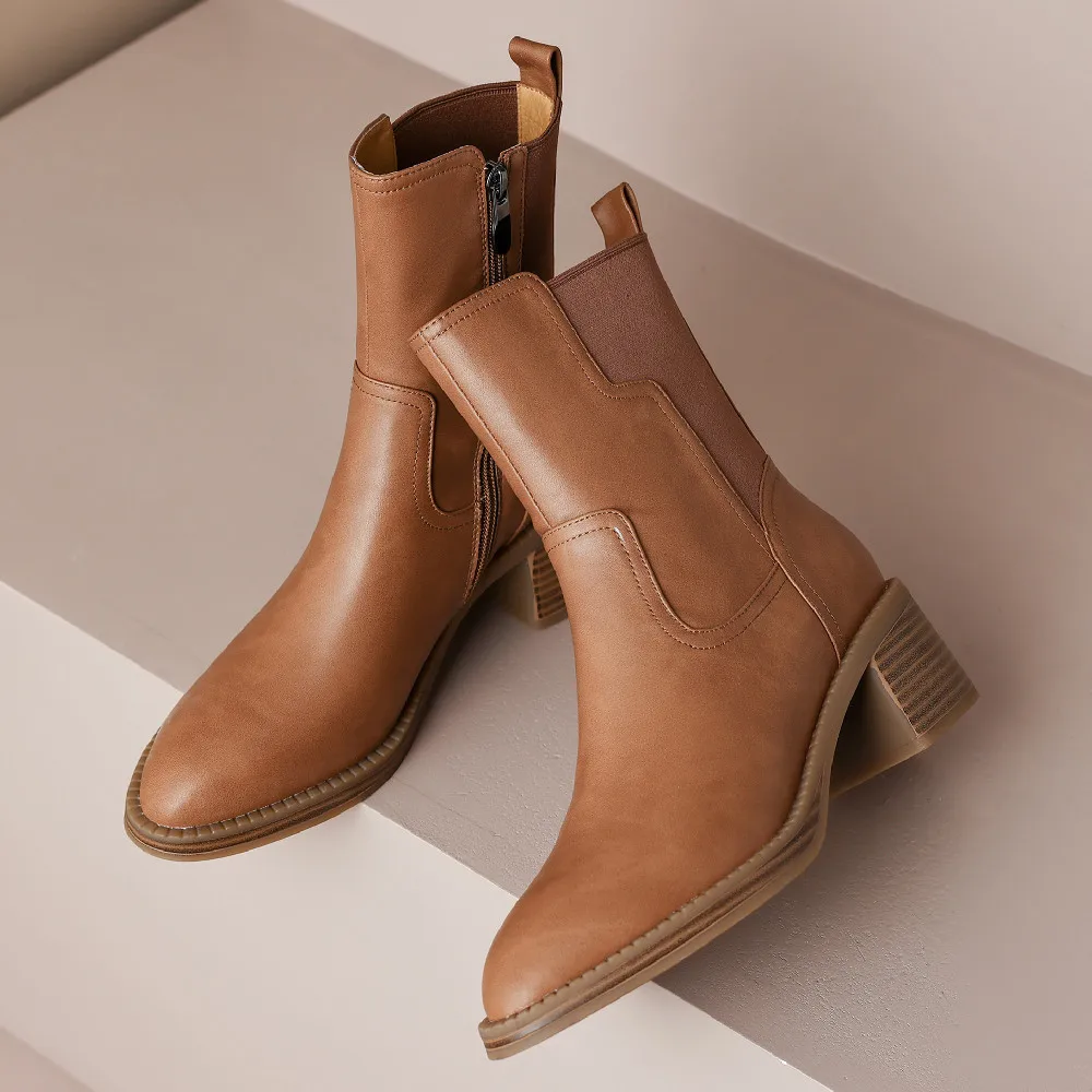 Women's genuine leather fabric patchwork 5.5cm thick med heel round toe side zip autumn ankle boots casual female short boots
Women's genuine leather fabric patchwork 5.5cm thick med heel round toe side zip autumn ankle boots casual female short boots