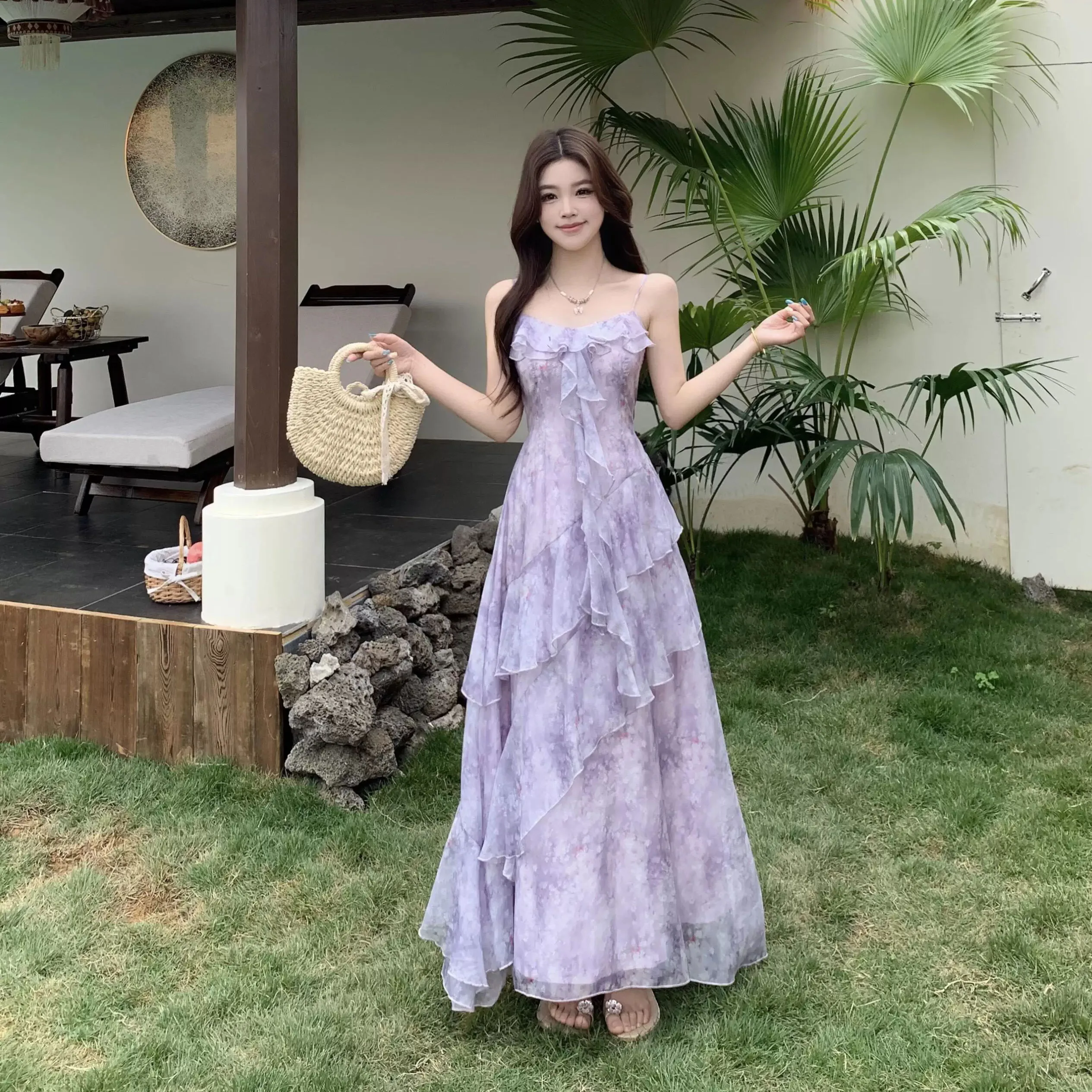 Women's Lavender Floral Print Strap Maxi Dresses 2026New Ruffle Tiered V Neck Flowy Chiffon Beach Dress Elegant Luxury Y2K Dress
Women's Lavender Floral Print Strap Maxi Dresses 2026New Ruffle Tiered V Neck Flowy Chiffon Beach Dress Elegant Luxury Y2K Dress