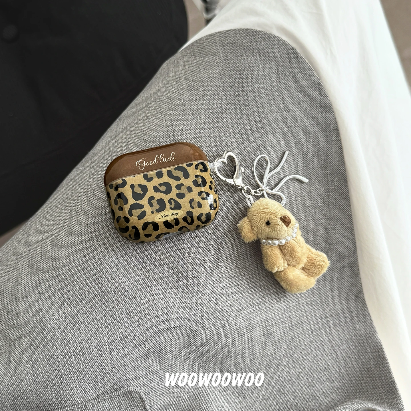 Amber Earphone Case for Apple AirPods 1/2 3 4 Pro 2 Wireless Bluetooth Charging Box Sexy Leopard Print Silicone Protection Cover
Amber Earphone Case for Apple AirPods 1/2 3 4 Pro 2 Wireless Bluetooth Charging Box Sexy Leopard Print Silicone Protection Cover