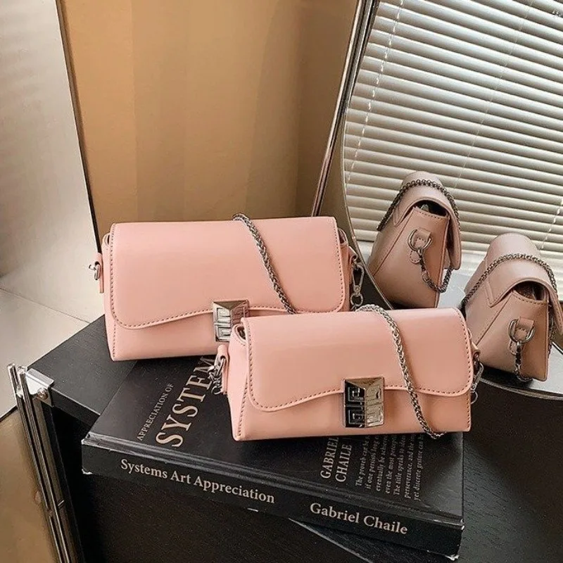 Defined Luxury Designer Diaper Bag For Women Elegant Leather Tote Stylish Crossbody Bag Distinctive Show
Defined Luxury Designer Diaper Bag For Women Elegant Leather Tote Stylish Crossbody Bag Distinctive Show
