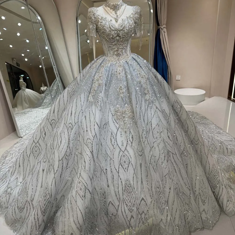 Customized Elegant Wedding Dresses Ball Gown Court Train Short Sleeves Lace Princess Bride Tassel vestidos de novia boda
Customized Elegant Wedding Dresses Ball Gown Court Train Short Sleeves Lace Princess Bride Tassel vestidos de novia boda