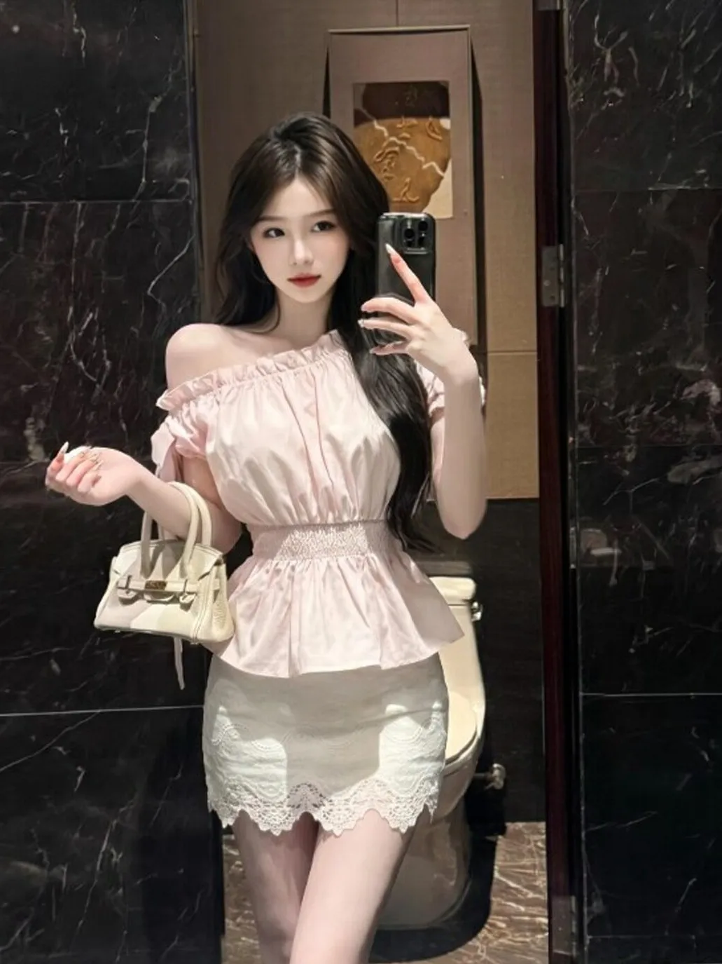 Unique Lace Halter Neck Top And Skirt Two Piece Set Anti Wrinkle Cotton Blend Summer Fashion Korean Style Casual Wear
Unique Lace Halter Neck Top And Skirt Two Piece Set Anti Wrinkle Cotton Blend Summer Fashion Korean Style Casual Wear