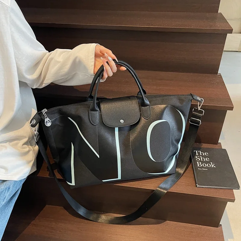 Famous Designer Popular Classic Women's Messenger Bag Leather, Crossbody Shoulder Handbag Elegant And Lightweight For Travel
Famous Designer Popular Classic Women's Messenger Bag Leather, Crossbody Shoulder Handbag Elegant And Lightweight For Travel