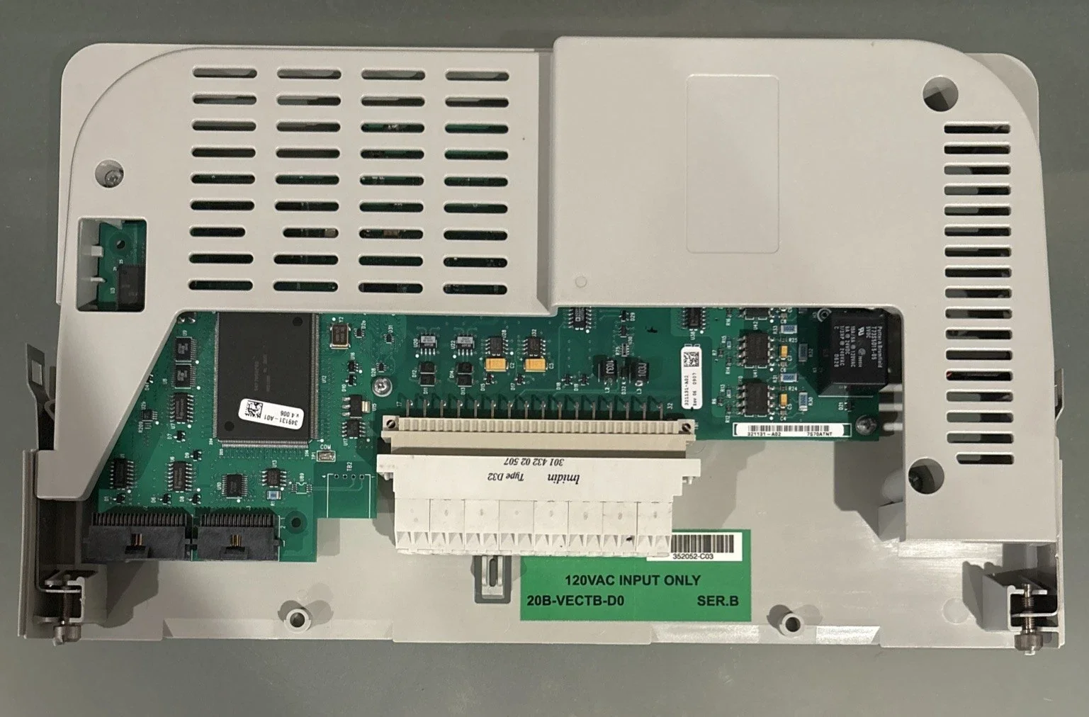 20B-VECTB-D0 For AB PowerFlex 700 Vector Cassette 20B-VECTB-D0 New
20B-VECTB-D0 For AB PowerFlex 700 Vector Cassette 20B-VECTB-D0 New