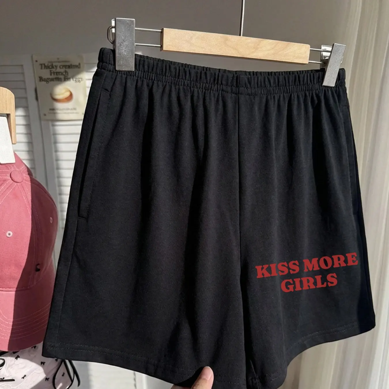 Spring and Summer Women's Shorts American Retro Style Letter Slogan KISS More Printed Pure Cotton Fashionable Casual Versatile
Spring and Summer Women's Shorts American Retro Style Letter Slogan KISS More Printed Pure Cotton Fashionable Casual Versatile