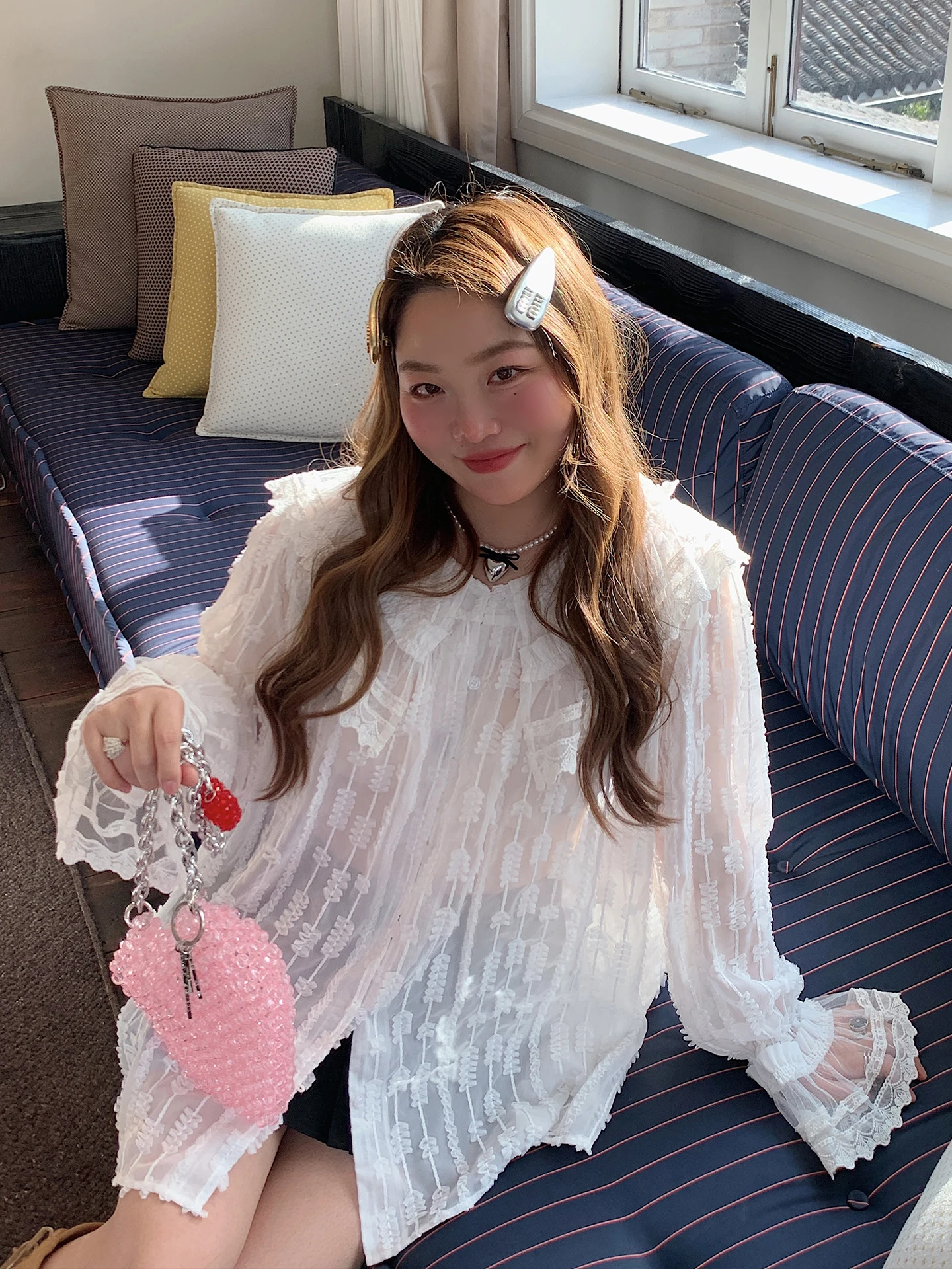 Dazi Lace Doll Collar Shirt Women's White Spring Design Large Size Breathable Casual Style Long Sleeve Straight Cut Top
Dazi Lace Doll Collar Shirt Women's White Spring Design Large Size Breathable Casual Style Long Sleeve Straight Cut Top