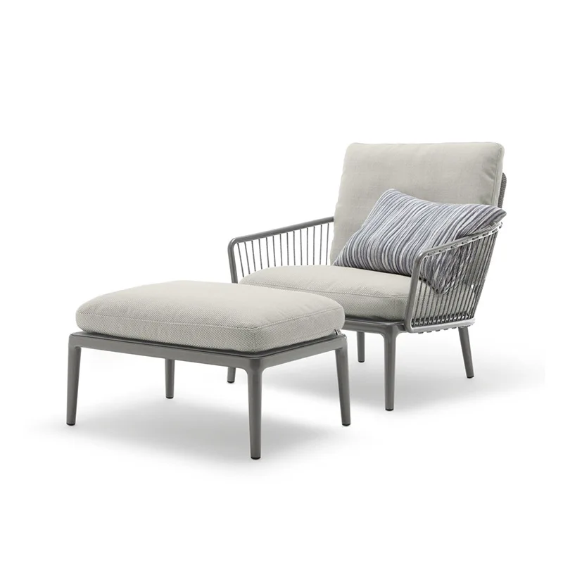 Balcony table and chair rattan chair three-piece set modern simple casual outdoor round table small Teng chair coffee table back
Balcony table and chair rattan chair three-piece set modern simple casual outdoor round table small Teng chair coffee table back