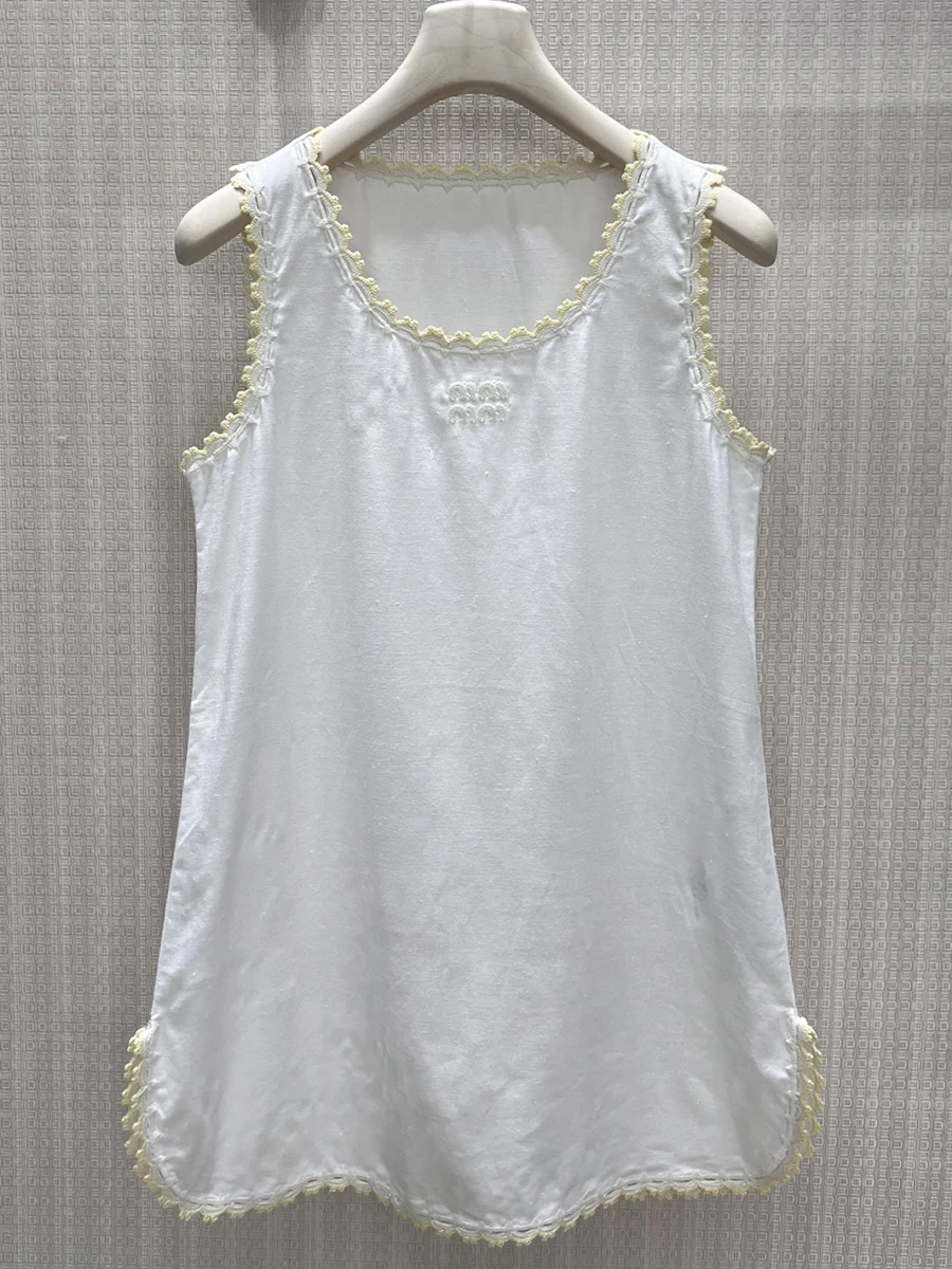 SDLR Elegant Layered 2026 Summer New Miu Style Lightweight Breathable Ruffle Sleeveless White Vest Dress Women's Fashion
SDLR Elegant Layered 2026 Summer New Miu Style Lightweight Breathable Ruffle Sleeveless White Vest Dress Women's Fashion