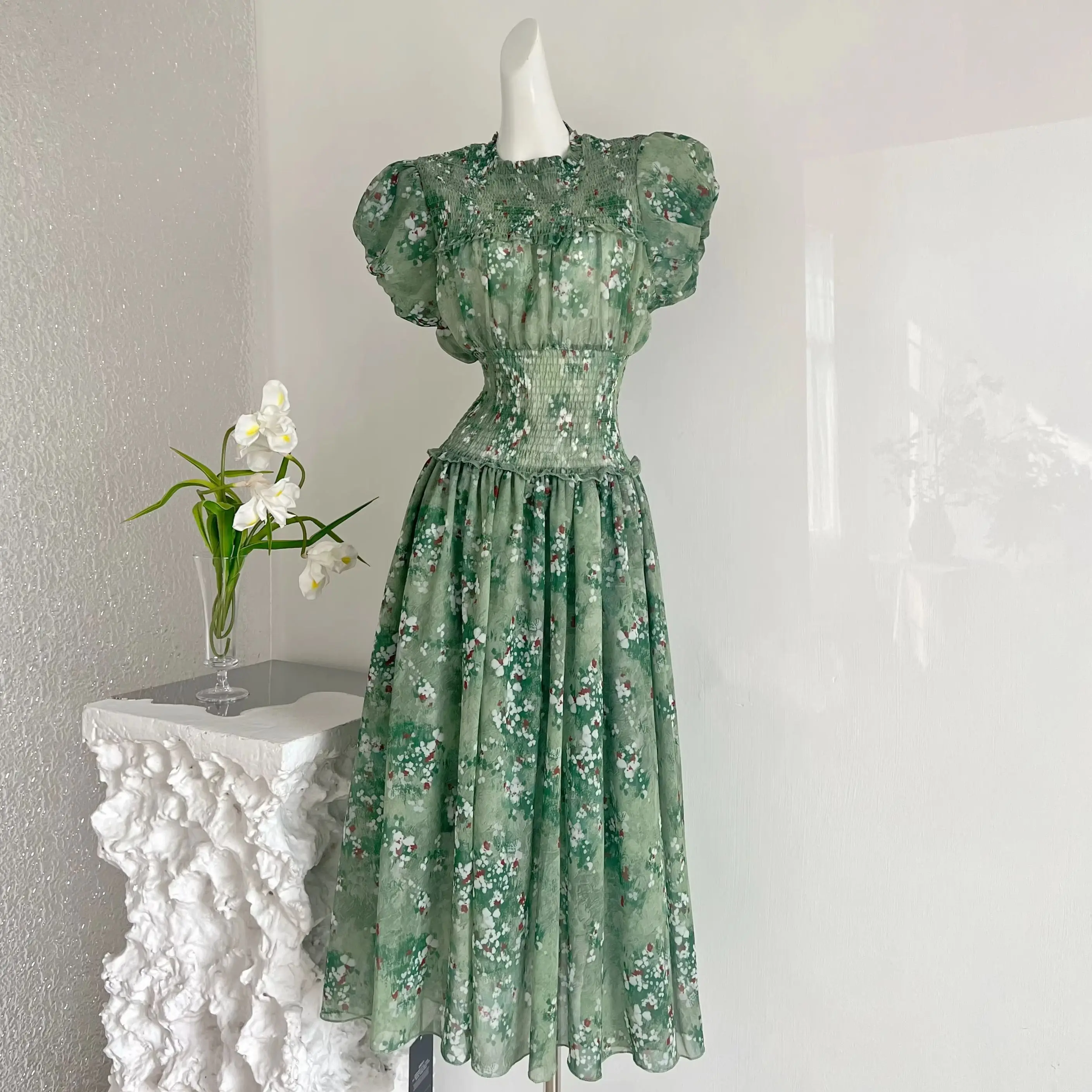 Elegant Vacation-style Green Floral Dress with Stretch Waist Cinching Full-length Dress Korean Fashion Short Sleeve Summer Dress
Elegant Vacation-style Green Floral Dress with Stretch Waist Cinching Full-length Dress Korean Fashion Short Sleeve Summer Dress
