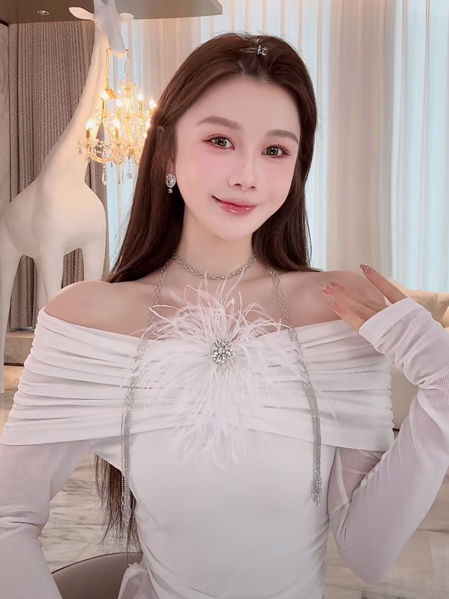 Ele Diamond Ostrich Feather Slim Fit Base irt oulder Baring Top for Women Elastic Long Sve ort Length T-irt
Ele Diamond Ostrich Feather Slim Fit Base irt oulder Baring Top for Women Elastic Long Sve ort Length T-irt