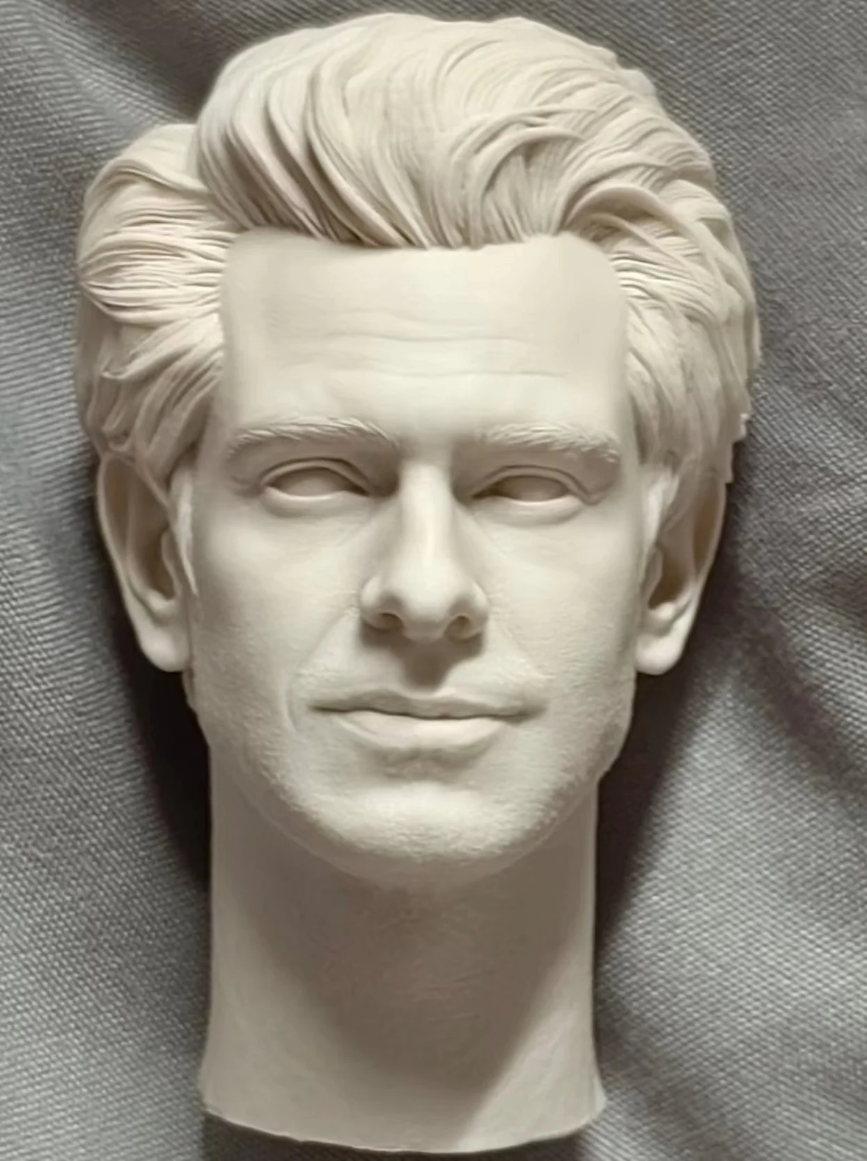 1/6 Die-Cast Resin Model Assembly Kit (Andrew) Head Sculpture Model Toy (55mm) Unpainted
1/6 Die-Cast Resin Model Assembly Kit (Andrew) Head Sculpture Model Toy (55mm) Unpainted