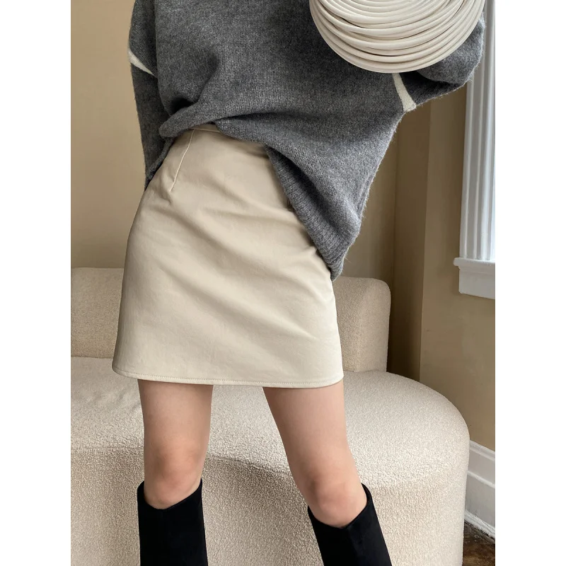 2025New French Fashionable Simple High Waist Half-LengthaWord Leather Skirt Short Skirt Skirt
2025New French Fashionable Simple High Waist Half-LengthaWord Leather Skirt Short Skirt Skirt