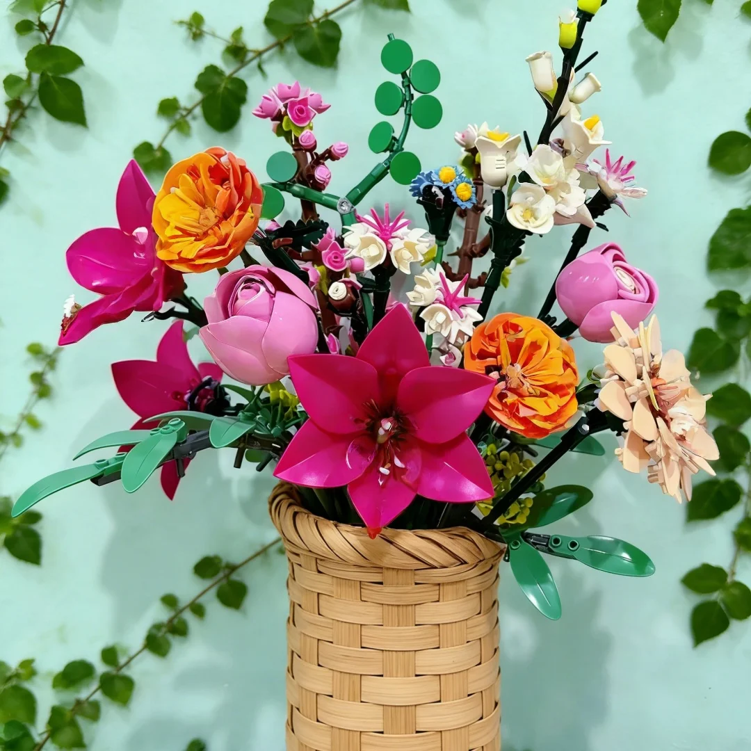 Высококачественные сборные строительные блоки MOC, цветочные романтические украшения в виде розовых букетов, лучший выбор для праздничных подарков, коллекционные предметы.
Высококачественные сборные строительные блоки MOC, цветочные романтические украшения в виде розовых букетов, лучший выбор для праздничных подарков, коллекционные предметы.