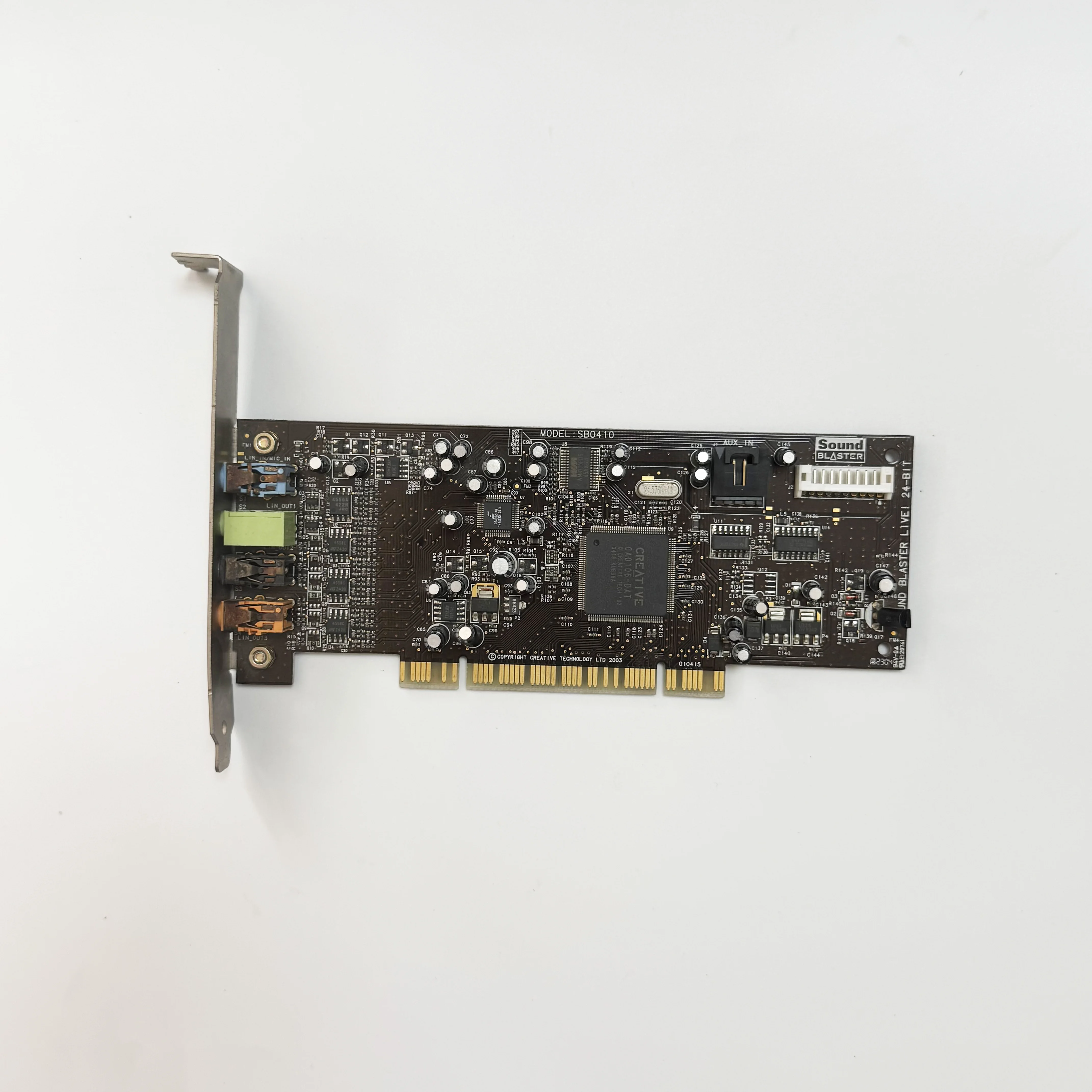 Second hand sound card series SB0410 sound card innovation 7.1 sound card
Second hand sound card series SB0410 sound card innovation 7.1 sound card
