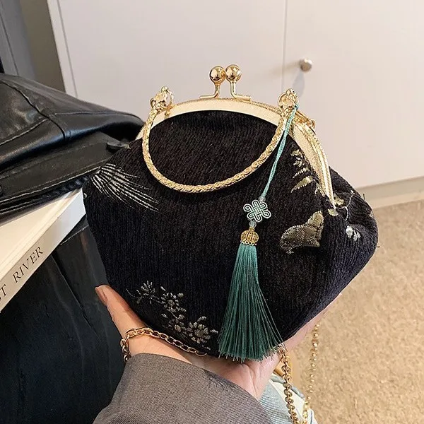 Сумка в виде ракушки в китайском стиле, винтажный кошелек Hanfu через плечо, элегантная сумка на плечо с ремешком-цепочкой, модный восточный клатч для 
Сумка в виде ракушки в китайском стиле, винтажный кошелек Hanfu через плечо, элегантная сумка на плечо с ремешком-цепочкой, модный восточный клатч для