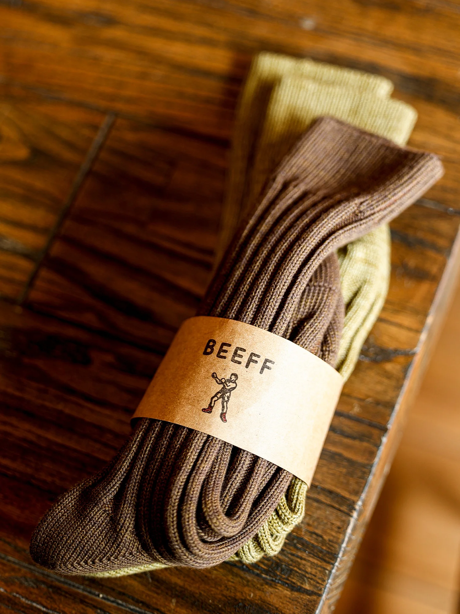 Vintage Thi Yarn Sos een Brown Bonel Knitted Long Sos Comfortable Cotton Mid-Calf Sos for Men And Women
Vintage Thi Yarn Sos een Brown Bonel Knitted Long Sos Comfortable Cotton Mid-Calf Sos for Men And Women