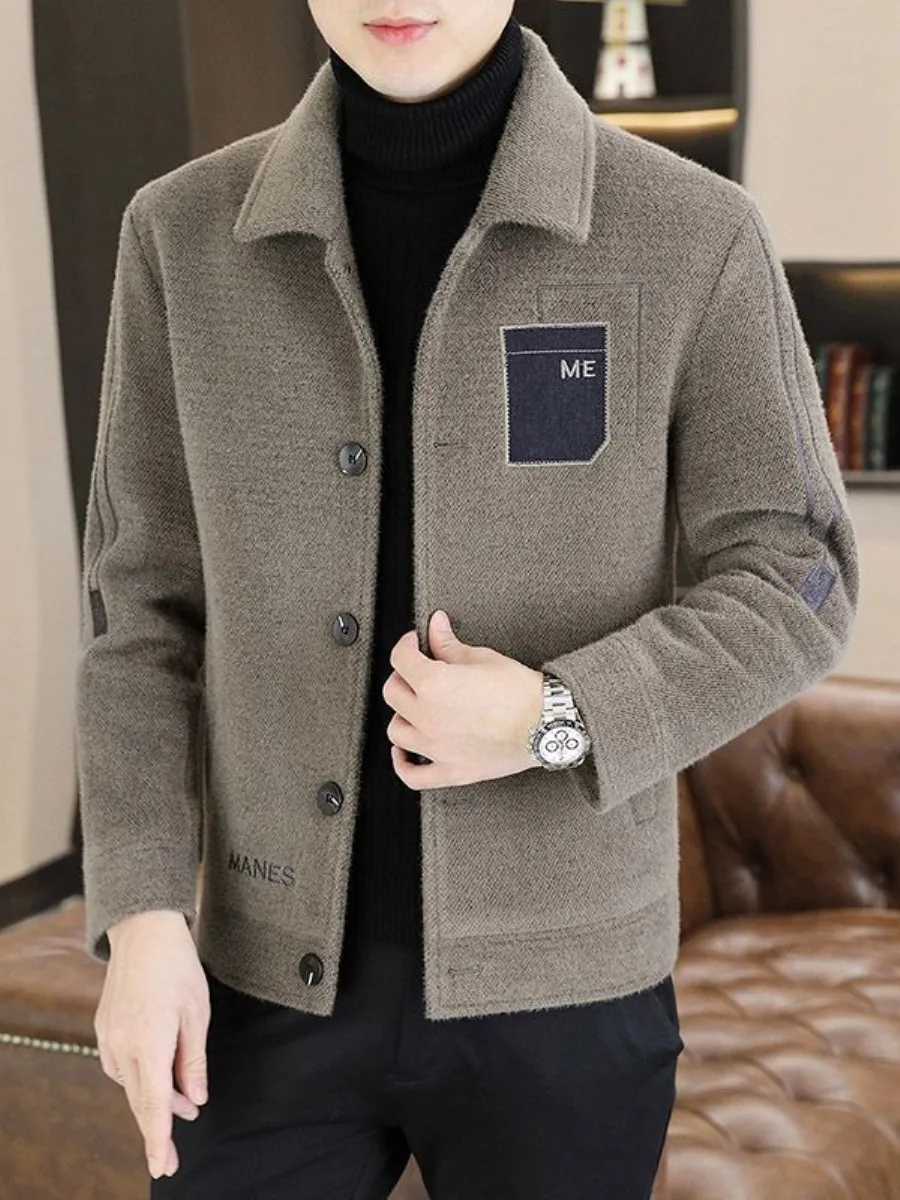 Elegant Men's Woolen Jacket Thickened Fleece Lined Warm Stylish Autumn Winter New Fashionable Coat Business Casual Slim Fit
Elegant Men's Woolen Jacket Thickened Fleece Lined Warm Stylish Autumn Winter New Fashionable Coat Business Casual Slim Fit