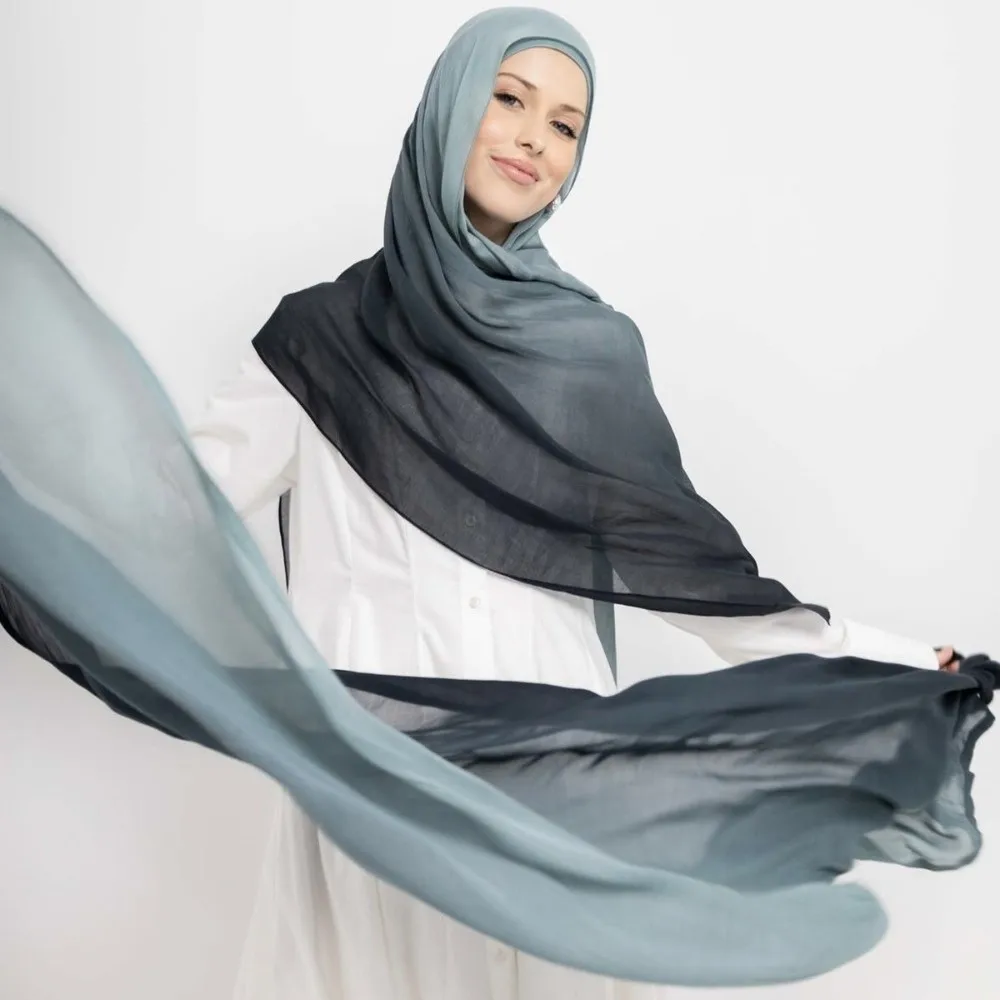 Luxury Gradient Color Hijab Scarf Long Bandana Islamic Turban Sunscreen Thin Wraps Shawl Female
Luxury Gradient Color Hijab Scarf Long Bandana Islamic Turban Sunscreen Thin Wraps Shawl Female