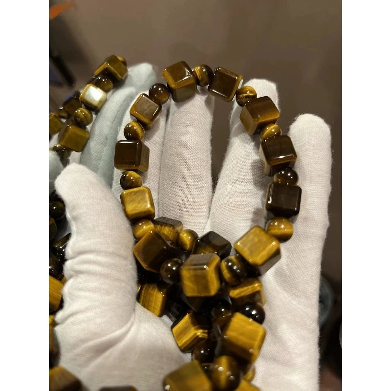 Natural yellow tiger eye stone , square bracelet men and women, cube-style round bead design
Natural yellow tiger eye stone , square bracelet men and women, cube-style round bead design