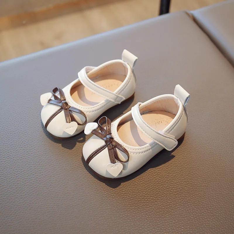Baby Girl Love Bow Pink/Beige Anti Slip Casual Shoes, 2025 Spring and Autumn New Girls' Walking Shoes Size 15-25
Baby Girl Love Bow Pink/Beige Anti Slip Casual Shoes, 2025 Spring and Autumn New Girls' Walking Shoes Size 15-25