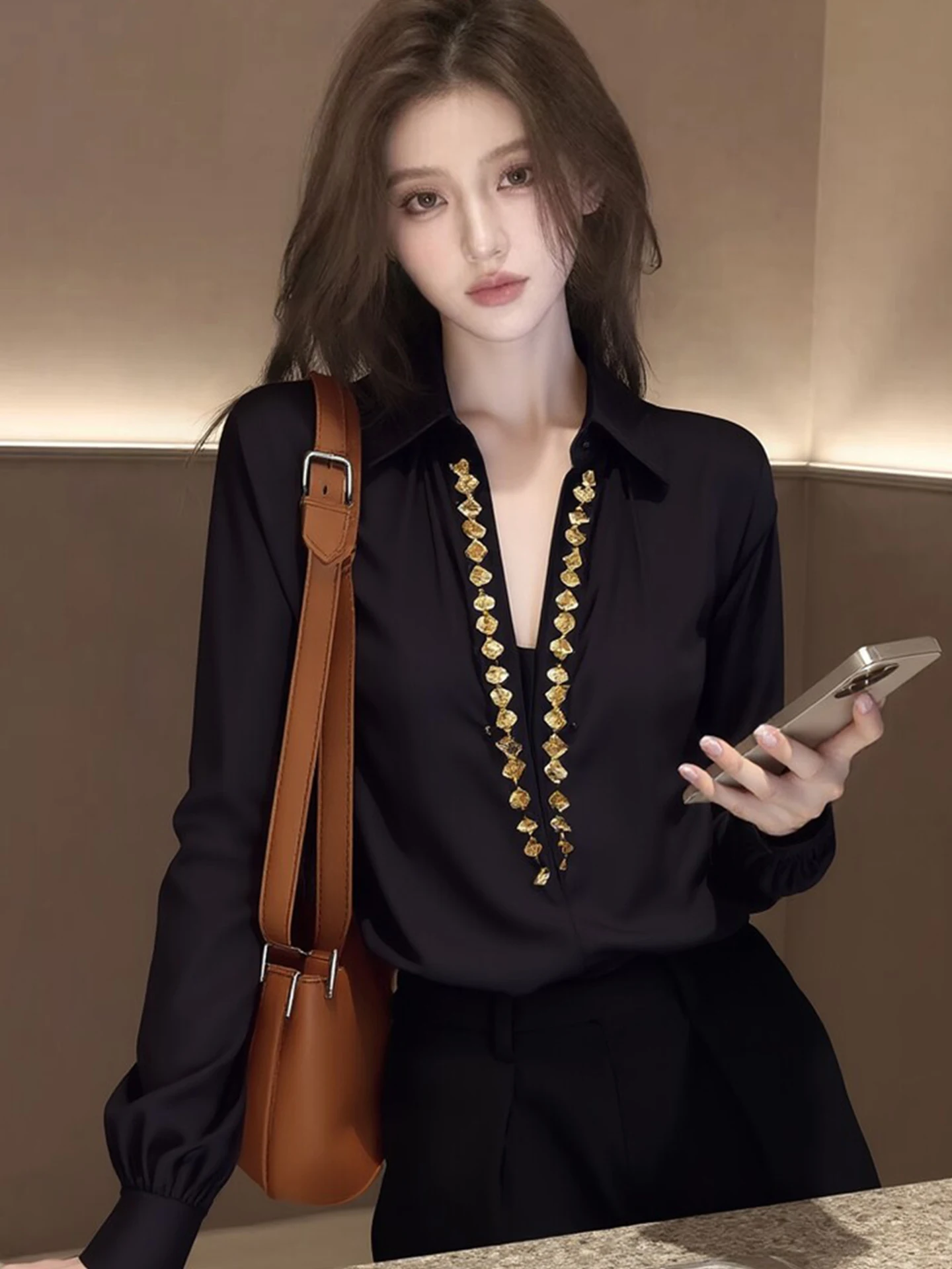 Elegant 2026 Spring Fashion Long Sleeve Shirt Women's Commute Versatile Shirt Korean Style Straight Cut Silk Material
Elegant 2026 Spring Fashion Long Sleeve Shirt Women's Commute Versatile Shirt Korean Style Straight Cut Silk Material