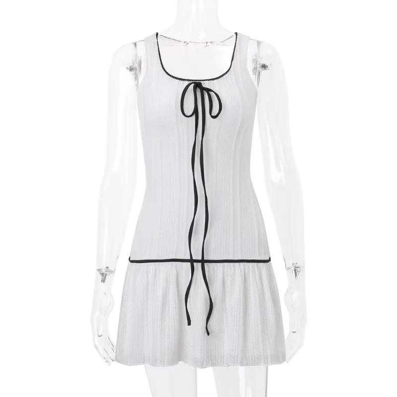 2025 New Vintage Dark Sleeveless Vest Dress Gothic Double Layer Mesh A-line Dresses Women's Cyber Y2K Lace-up Mini Gown
2025 New Vintage Dark Sleeveless Vest Dress Gothic Double Layer Mesh A-line Dresses Women's Cyber Y2K Lace-up Mini Gown
